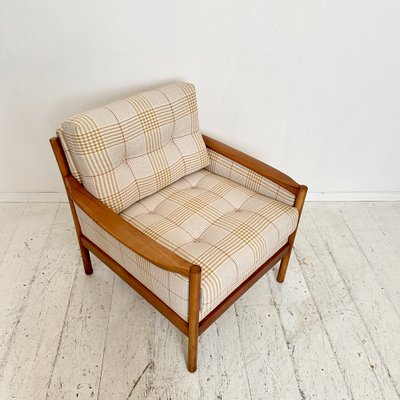 Mid-Century Scandinavian Armchair in Cherry Wood and Checked Fabric, 1960s-FB-1783639