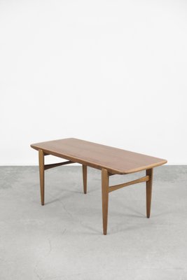 Mid-Century Scandinavian Modern Teak Coffee Table, 1960s-ZAA-1306456