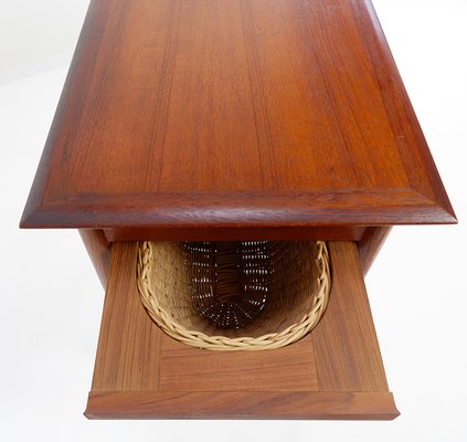 Mid-Century Scandinavian Modern Teak Sewing Basket End Table by Johannes Andersen-NYF-2018954