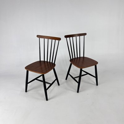 Mid-Century Scandinavian Spindle Back Chairs, 1970s, Set of 2-RMX-2021969