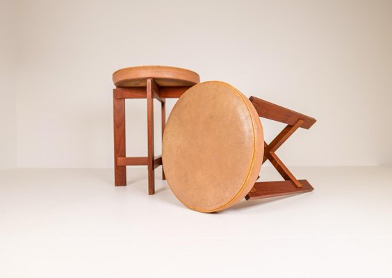 Mid-Century Teak and Leather Stools by Uno & Östen Kristiansson for Luxus, Sweden, Set of 2-UYK-1006112