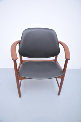 Mid-Century Teak Armchair by Arne Hovmand-Olsen for Jute-ZE-801888