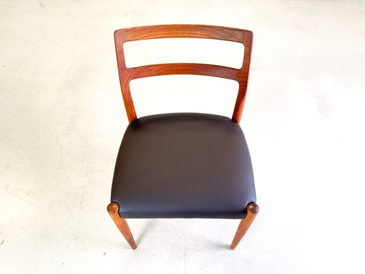 Mid-Century Teak Dining Chairs by Johannes Andersen for Uldum Møbelfabrik, 1960s, Set of 4-QDV-2032258