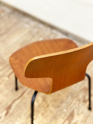 Mid-Century Teak Model 3123 Children's Chair by Arne Jacobsen for Fritz Hansen, 1960s-DOY-1131116