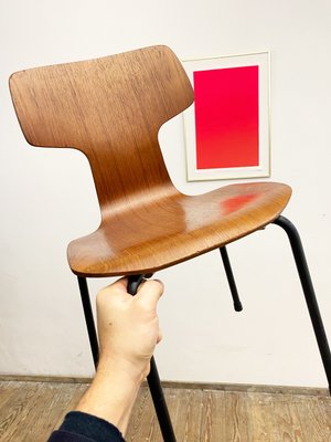 Mid-Century Teak Model 3123 Children's Chair by Arne Jacobsen for Fritz Hansen, 1960s-DOY-1131116