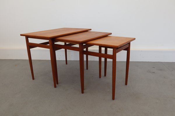 Mid-Century Teak Nesting Tables, 1960s, Set of 3-JWH-669999