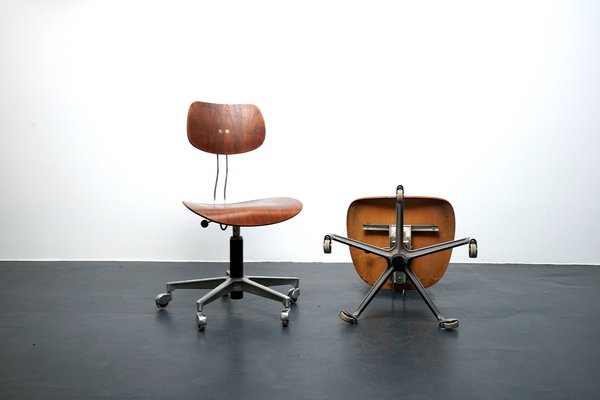 Mid-Century Teak SE 40 Architect Swivel Chairs by Egon Eiermann for Wilde+Spieth, Set of 2-CIP-1107447