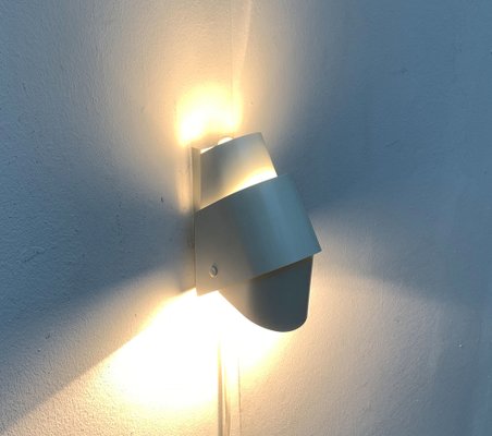 Mid-Century V 317 Wall Lamp by Hans-Agne Jakobsson for Hans-Agne Jakobsson Ab, Markaryd, 1960s-UAH-1239062