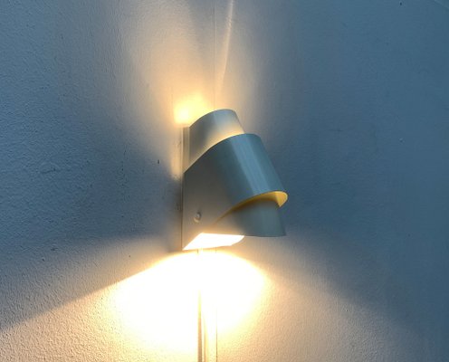 Mid-Century V 317 Wall Lamp by Hans-Agne Jakobsson for Hans-Agne Jakobsson Ab, Markaryd, 1960s-UAH-1239062