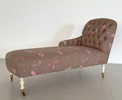 Mid-Century Victorian Chaise Longue or Daybed with Capitonnè Upholstery, 1950s-VNE-2040398