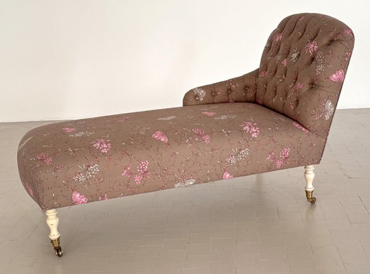 Mid-Century Victorian Chaise Longue or Daybed with Capitonnè Upholstery, 1950s-VNE-2040398