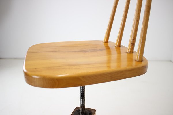 Mid-Century Wood Revolving Chair, Czechoslovakia, 1970s-TZ-1141910