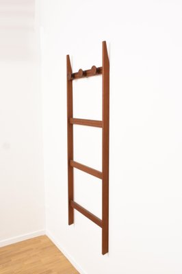 Mid-CenturyScandinavian Modern Light Brown Teak Coat Rack-JDR-1126076