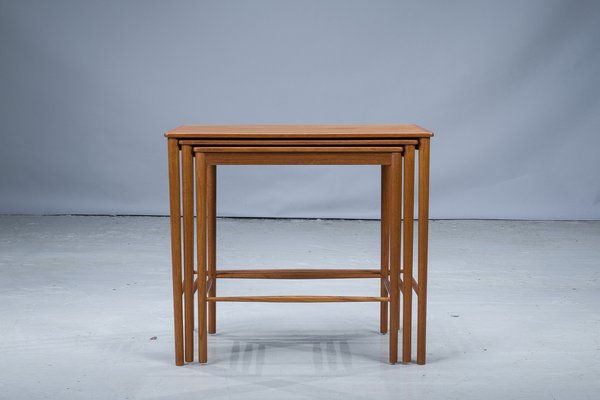 Mid-Cenury Teak Nesting Tables by Kai Winding for Poul Jeppesens, 1960s, Set of 3-ZZH-1404845