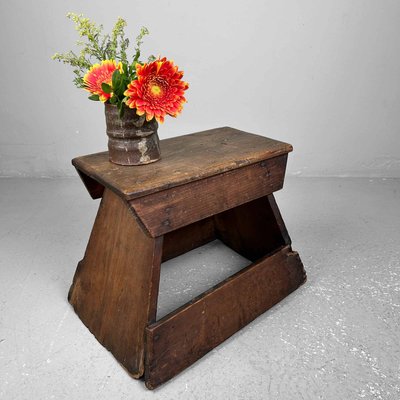 Minimalist Japanese Wooden Step Stool, 1920s-DWL-2028041