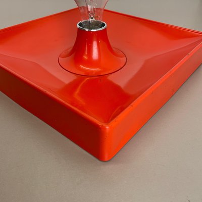 Minimalist Pop Art Red Orange Metal Wall Light from Sölken Lights, Germany, 1970s-QZ-1111601