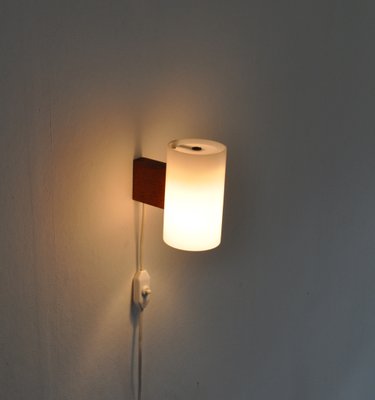 Minimalistic Wall Lamp Designed by Uno & Östen Kristiansson for Luxus, 1960s-HPQ-1403166