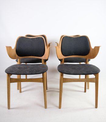 Model 107 Armchairs in Oak and Teak in the style of Hans Olsen, Set of 4-UY-1369653