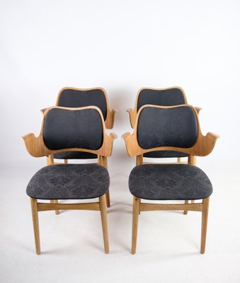 Model 107 Armchairs in Oak and Teak in the style of Hans Olsen, Set of 4-UY-1369653