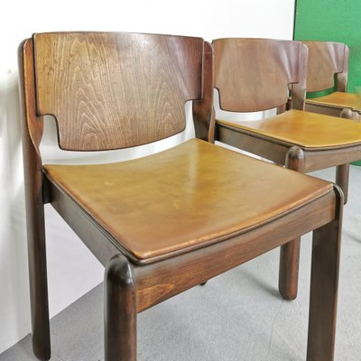 Model 122 Chairs in Walnut and Leather by Vico Magistretti for Cassina, 1967, Set of 4-PRS-1749440