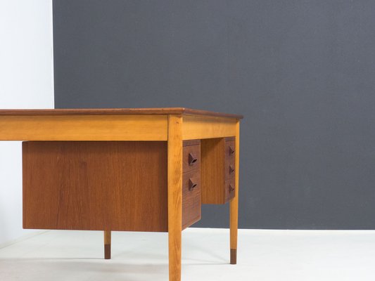 Model 130 Desk in Teak and Beech by Børge Mogensen for Søborg Møbelfabrik-YS-1739610