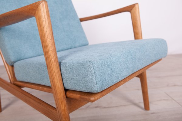 Model 300-139 Armchair from Swarzędz Factory, 1960s-ARU-1705355