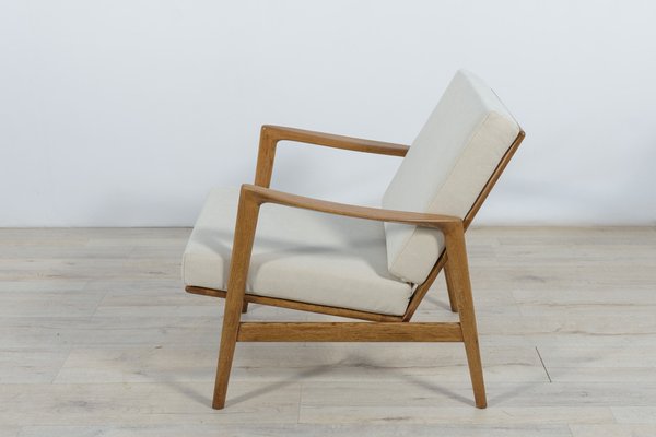 Model 300-139 Armchair from Swarzędz Factory, 1960s-NIT-1705112