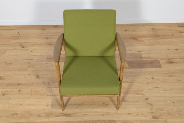 Model 300-139 Armchair from Swarzędz Factory, 1960s-NIT-1786305