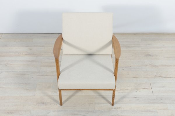 Model 300-139 Armchair from Swarzędz Factory, 1960s-NIT-1705112