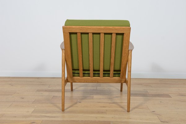 Model 300-139 Armchair from Swarzędz Factory, 1960s-NIT-1777678