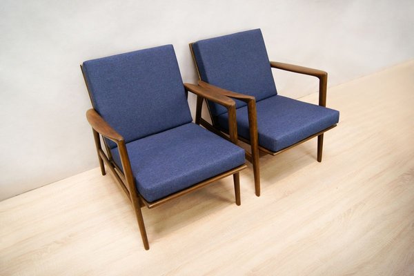 Model 300-139 Armchairs from Swarzędzka Factory, 1960s, Set of 2-NIT-764747