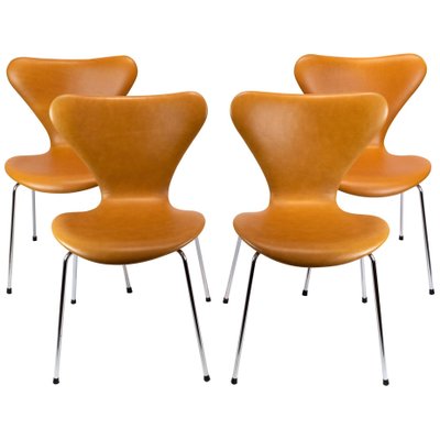 Model 3107 Chairs by Arne Jacobsen, Set of 4-UY-852200