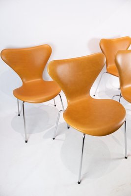 Model 3107 Chairs by Arne Jacobsen, Set of 4-UY-852200