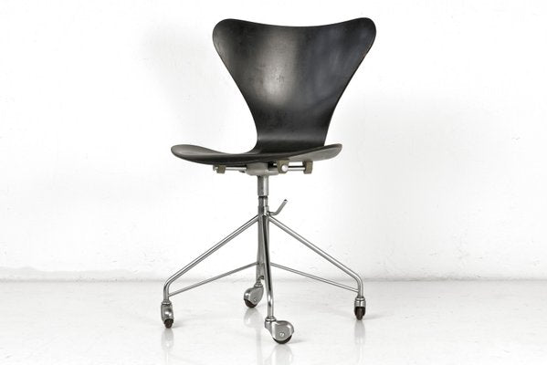 Model 3107 Desk Chair with Wheels by Arne Jacobsen for Fritz Hansen, Denmark, 1955-LOB-1255434