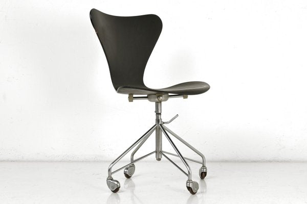 Model 3107 Desk Chair with Wheels by Arne Jacobsen for Fritz Hansen, Denmark, 1955-LOB-1255434