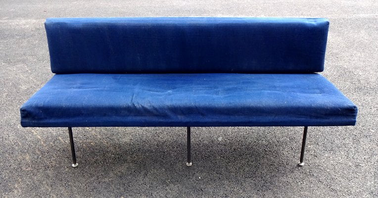 Model 32 Blue Sofa by Florence Knoll Bassett for Knoll Inc./Knoll International, 1960s-AVC-562879