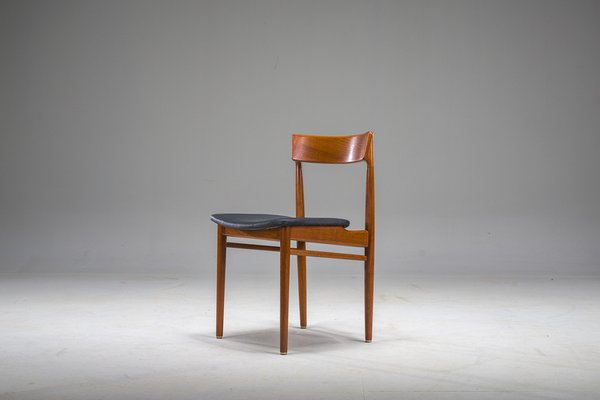 Model 39 Teak Dining Chair by Henry Rosengren Hansen for Brande Møbelindustri, 1960s-ZZH-2041411