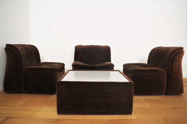 Model Emmetre Armchairs and Table by Guido Fareschini for Mariani, 1970s, Set of 4-KNM-1032861