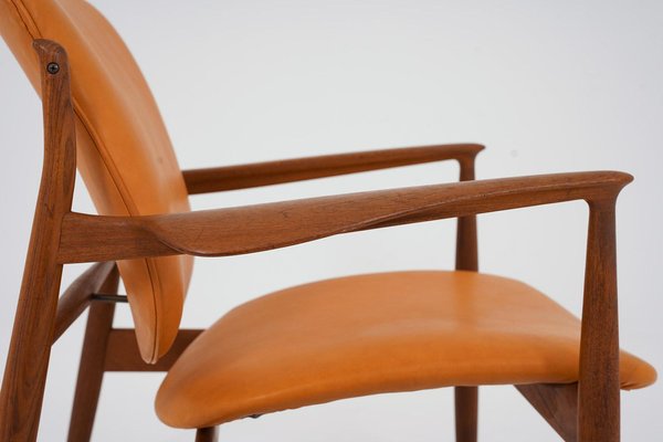 Model FD 136 Lounge Chair in Cognac Leather and Teak by Finn Juhl, 1970s-FM-1722763