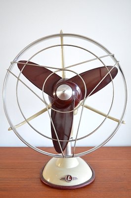 Model Libelle VW Table Fan from Paul Linke, 1950s-OV-604643