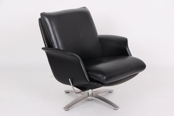 Model Nasa Chair in Black Leather-DQ-2017508