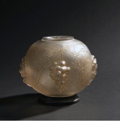 Model Raisins Perfume Burner by René Lalique, 1920s,-DFB-653779