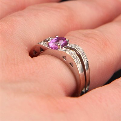 Modern French 18 Karat White Gold Ring with Pink Sapphire and Diamonds-OLU-1188473