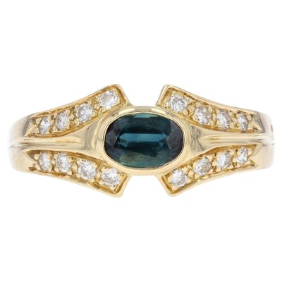 Modern Ring in 18 Karat Yellow Gold with Sapphire and Diamonds-OLU-1315769