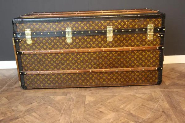 Monogrammed Steam Trunk from Louis Vuitton, 1930s-YF-1756781