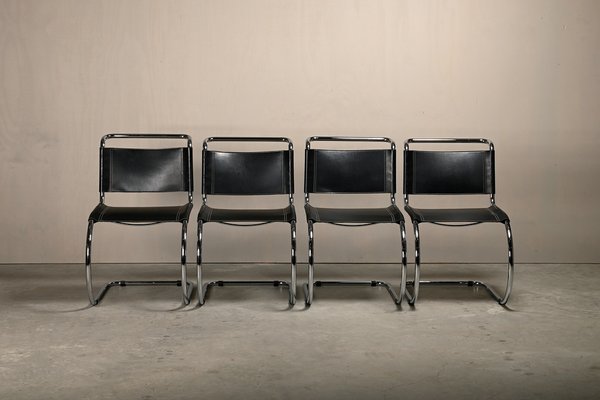 Mr10 Cantilever Chairs in Black Leather by Mies Van Der Rohe for Gavina, Italy, Set of 4-JK-2043629