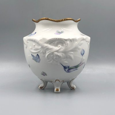 Neo- Rococo Vase on Paw Feet Hummingbird and Butterfly Decoration from Royal Prussian Tettau-XOP-2035033