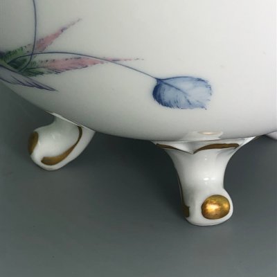 Neo- Rococo Vase on Paw Feet Hummingbird and Butterfly Decoration from Royal Prussian Tettau-XOP-2035033