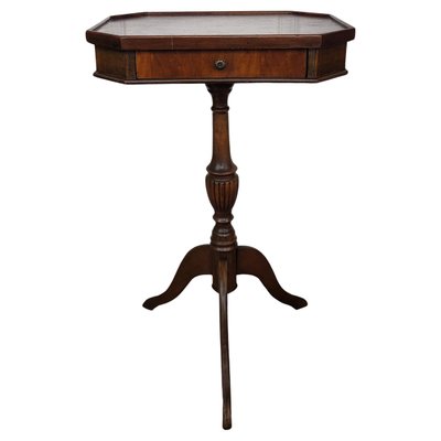 Neoclassical Italian Walnut Inlay Octagonal Tripod Side Table, 1950s-EUP-1820402