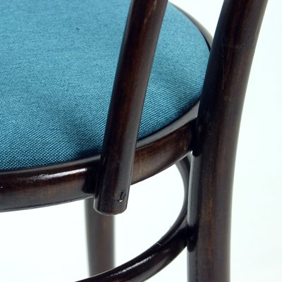 No. 16 Bistro Chair by Thonet for Ton, Czechoslovakia, 1960s-UL-1078307